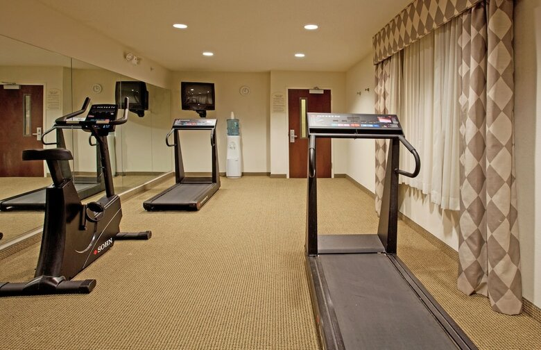 Holiday Inn Express Hotel & Suites Mebane