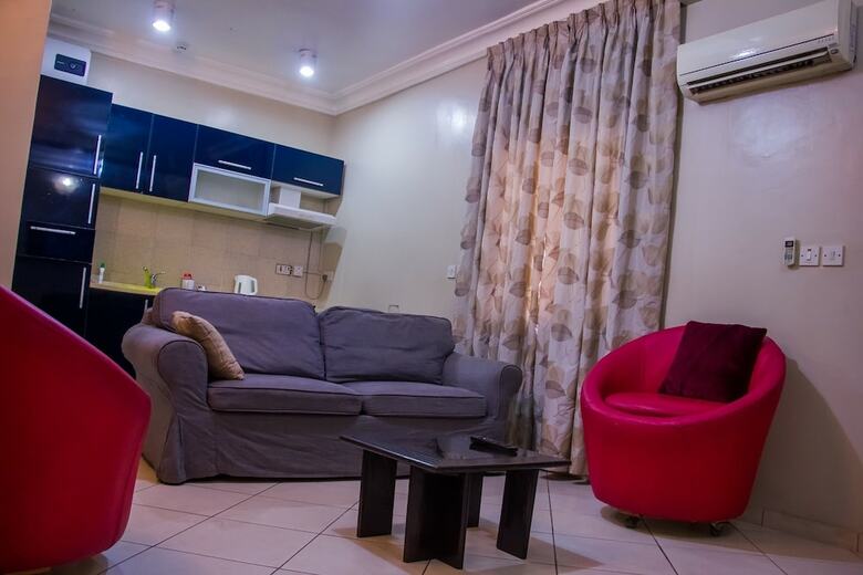 Aparthotel Cata Apartment Hotel And Spa