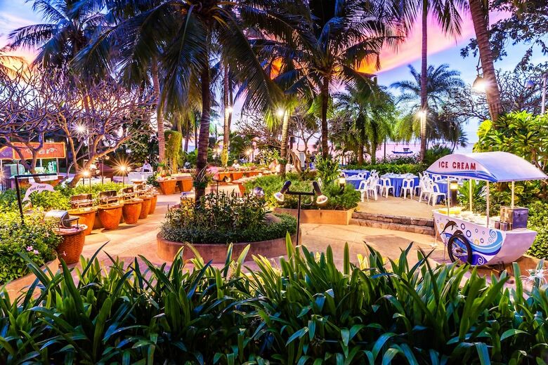 Hotel Cholchan Pattaya Beach Resort