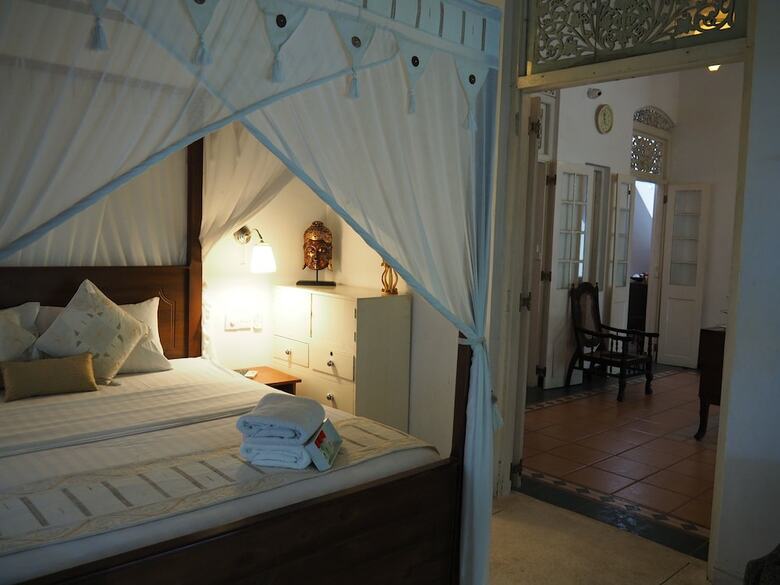 Royce Boutique Hotel