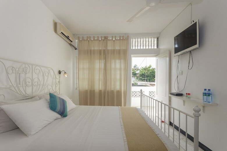 Royce Boutique Hotel