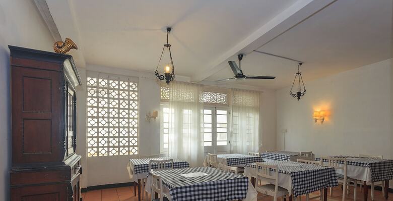 Royce Boutique Hotel