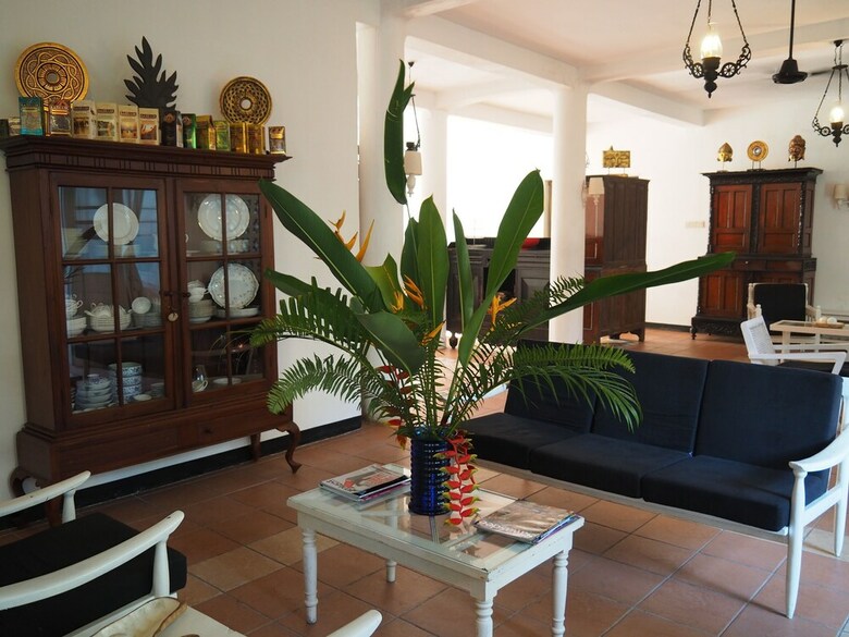 Royce Boutique Hotel