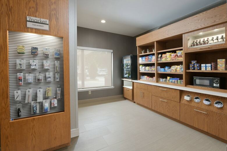 Hotel Springhill Suites By Marriott Dallas Addison/quorum Drive