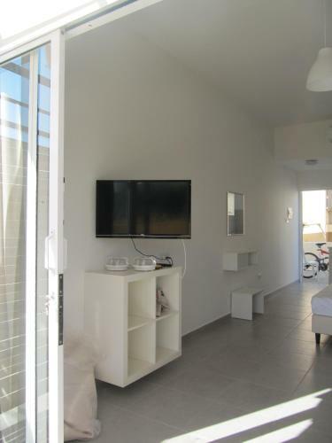 Sunny Holiday Apartments