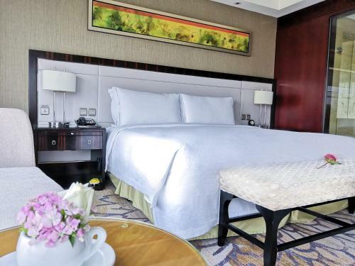 Zhongmao Haiyue Hotel