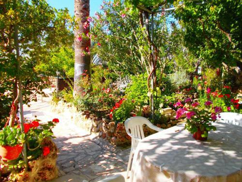 Rose Garden Villa Peristerona