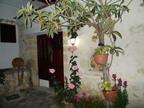 Rose Garden Villa Peristerona