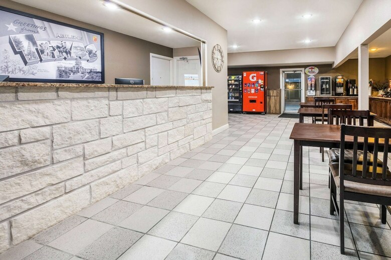 Hotel Super 8 By Wyndham Abilene North