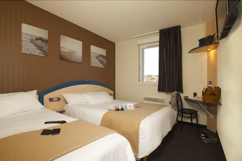 Hotel H�tel Ath�na Friville