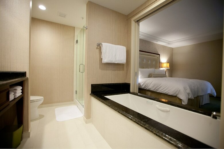 Hotel Town & Country Inn And Suites