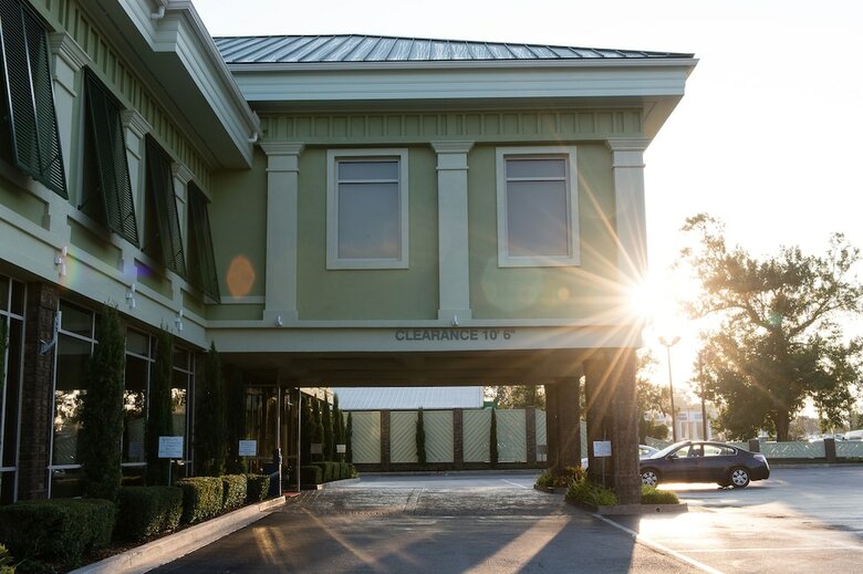 Hotel Town & Country Inn And Suites
