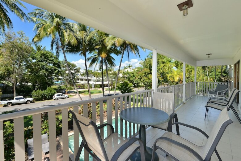 Seascape Holiday-tropical Reef Apartment