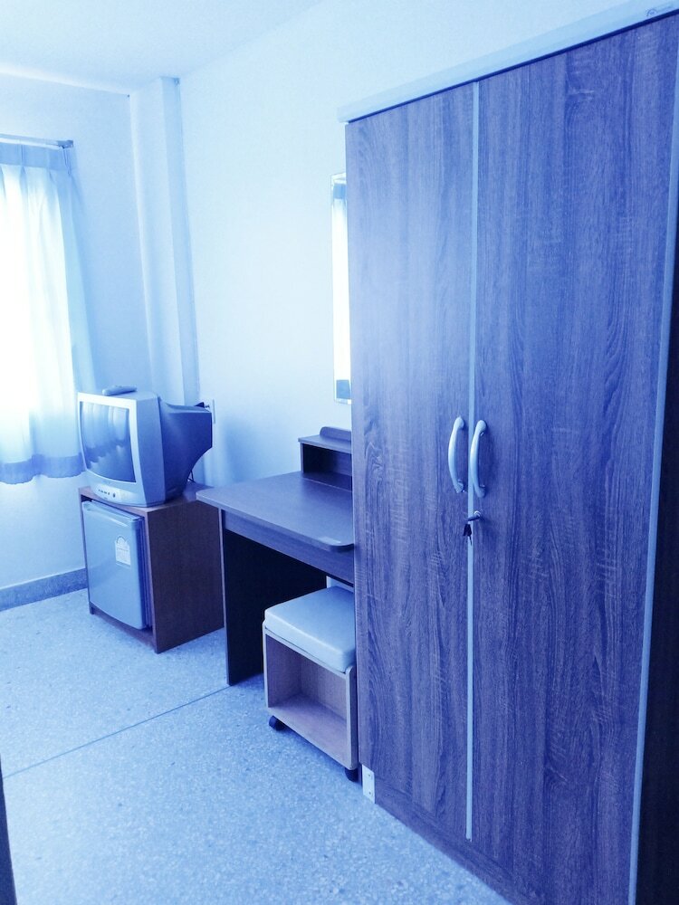 Hotel Thasanee Guesthouse