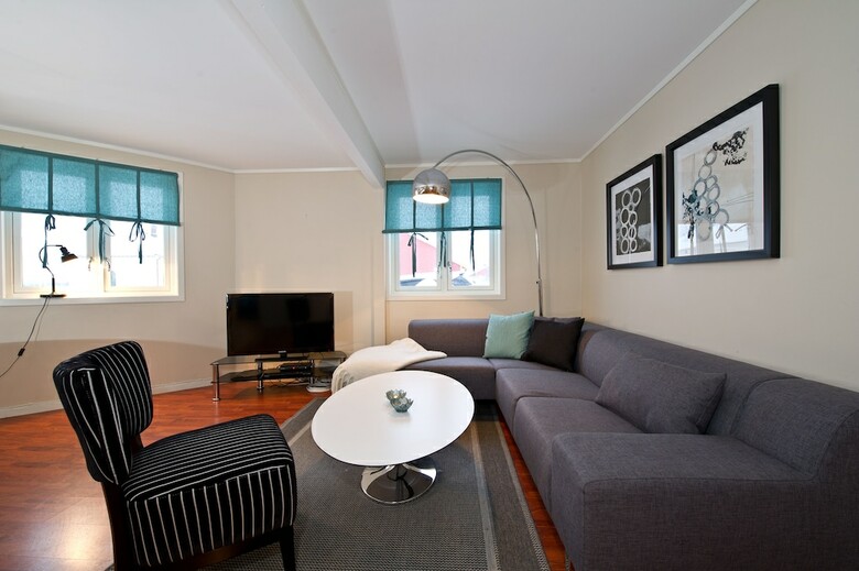 Enter Troms� Apartments
