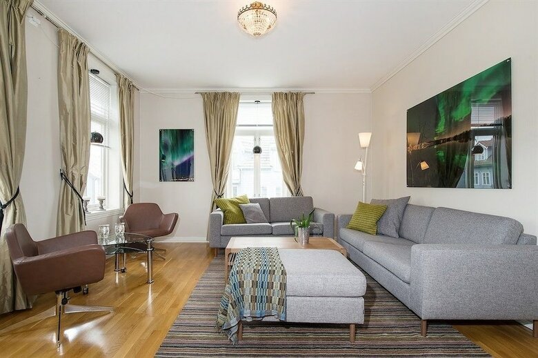Enter Troms� Apartments