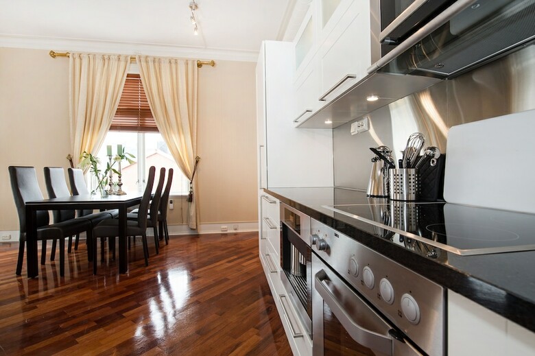 Enter Troms� Apartments
