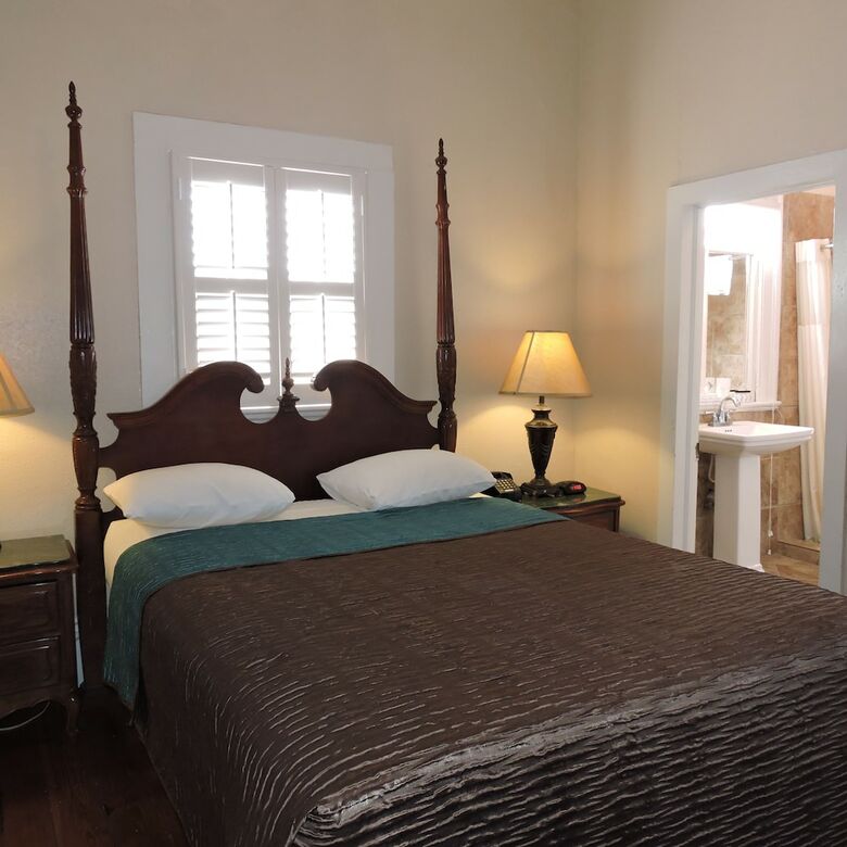 French Quarter Suites Hotel