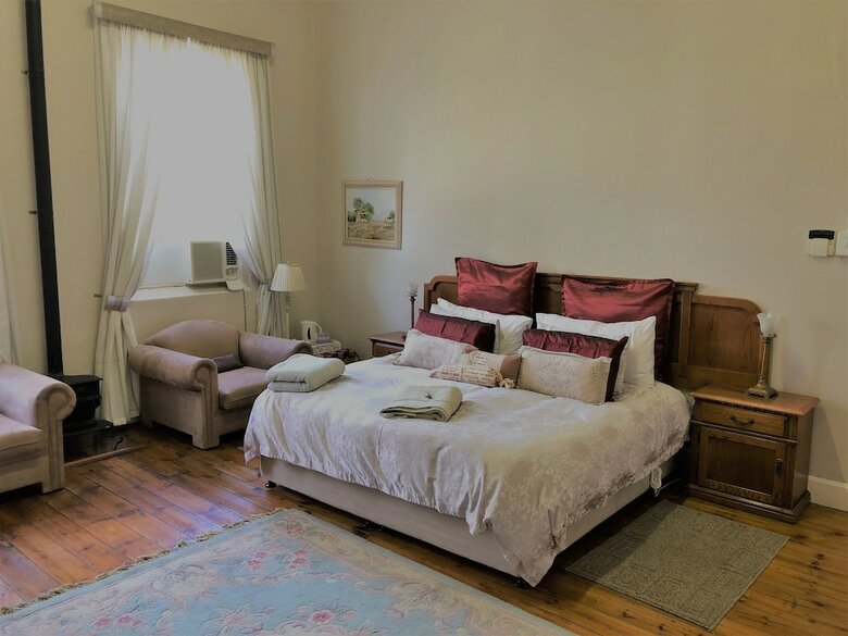 Hotel Oaksrest Vineyards
