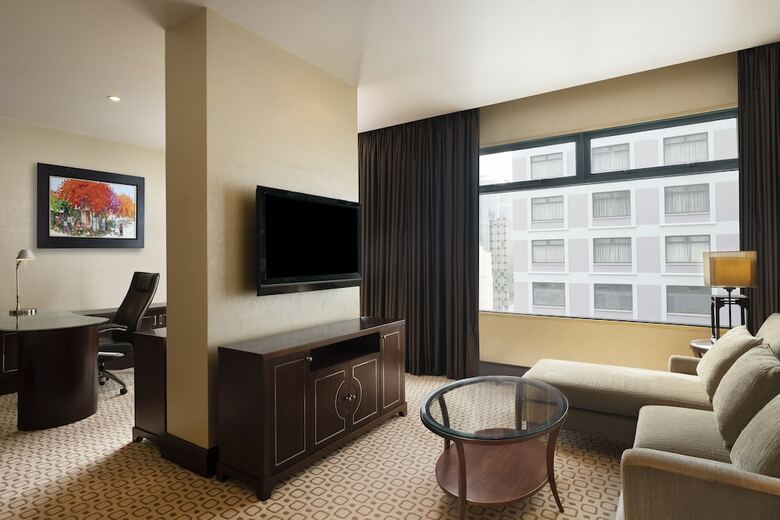 Sheraton Saigon Hotel & Towers