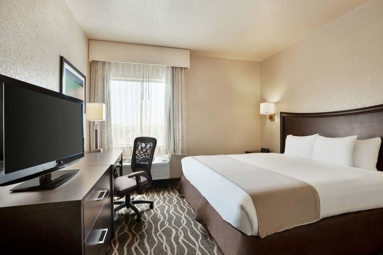 Hotel Baymont By Wyndham Clute