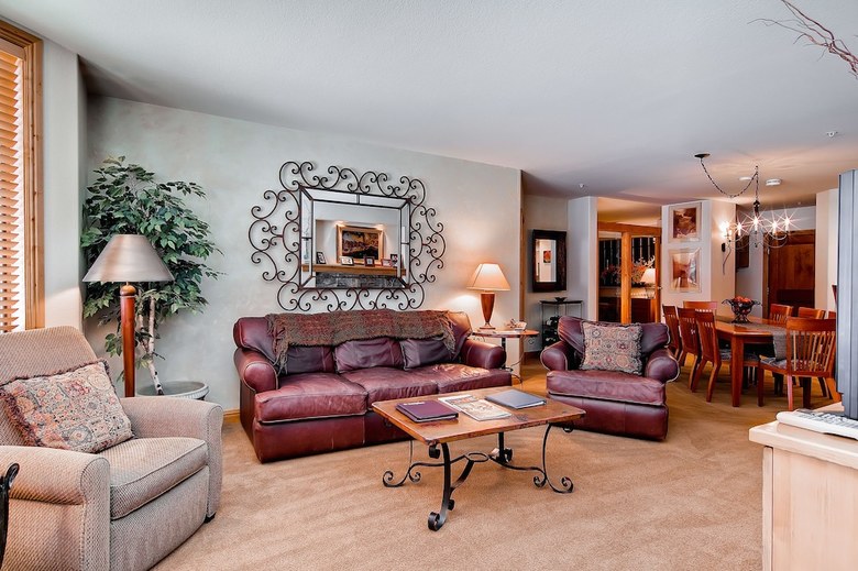 Torian Plum Condominiums By Steamboat Resorts