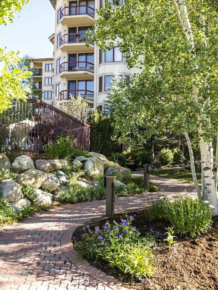 Torian Plum Condominiums By Steamboat Resorts