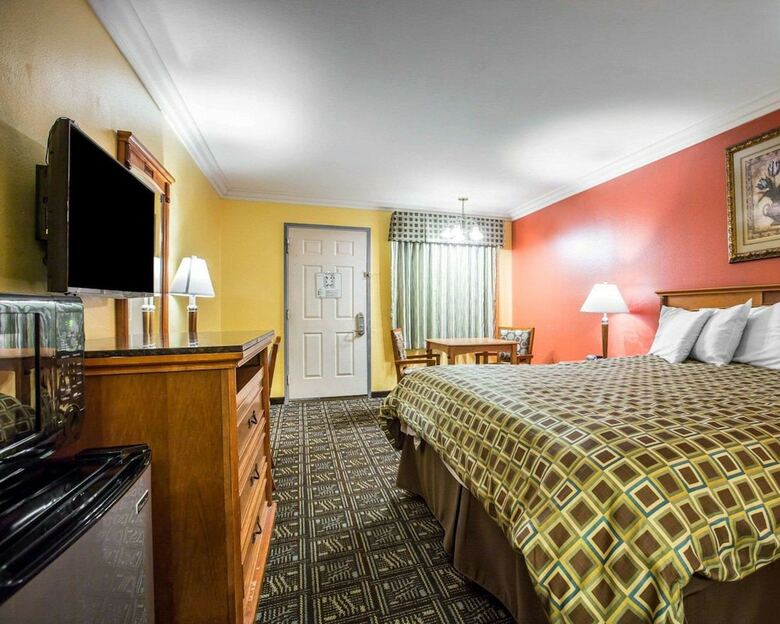 Hotel Rodeway Inn Old Town Temecula