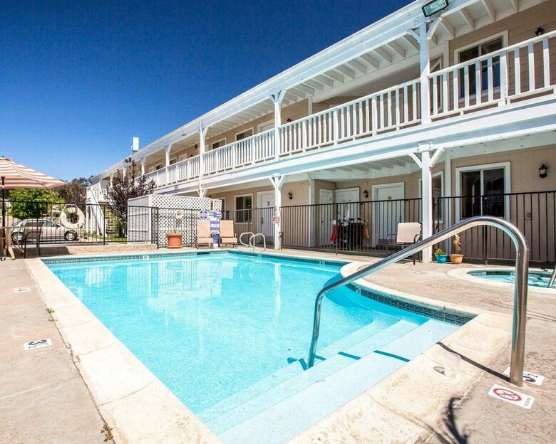 Hotel Rodeway Inn Old Town Temecula