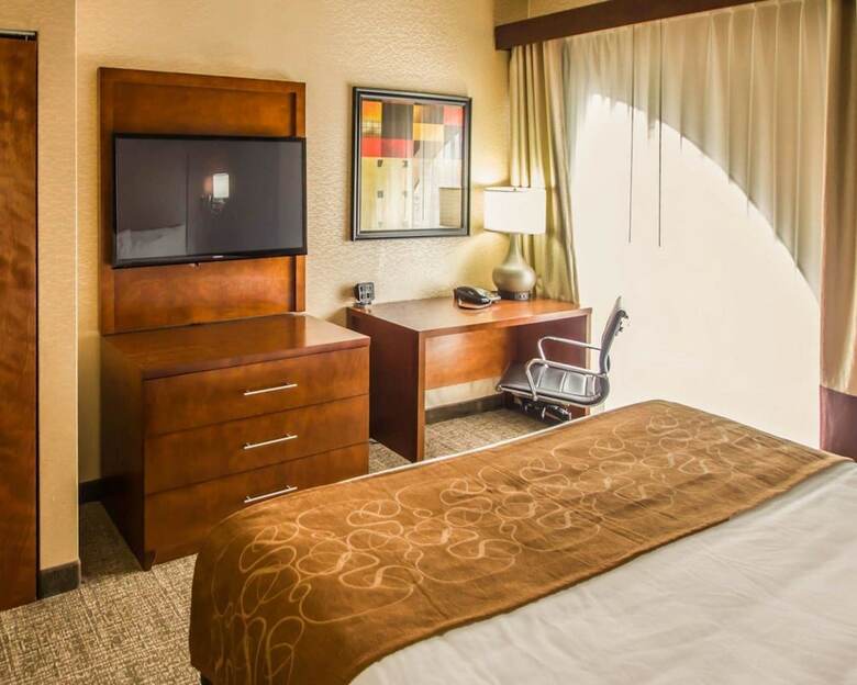 Hotel Quality Suites Nyc Gateway