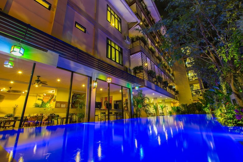 Chiang Mai Waroros Boutique Hotel