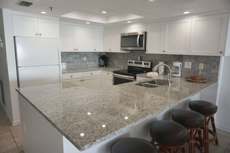 Las Brisas Condominiums