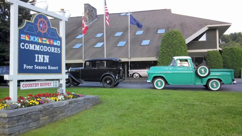 Hotel Commodores Inn
