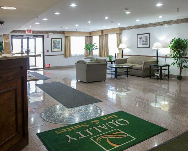 Hotel Quality Inn & Suites Loves Park