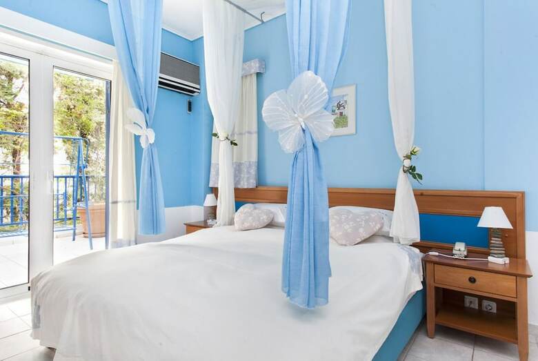 Daphne's Club Hotel Apartments