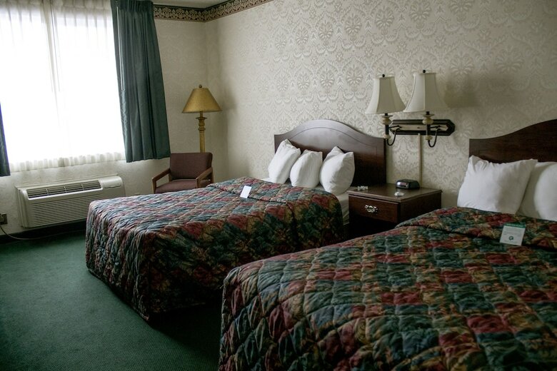 Le Ritz Hotel And Suites