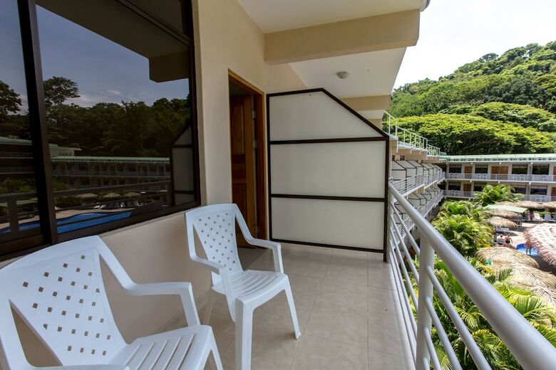 Hotel Arenas En Punta Leona