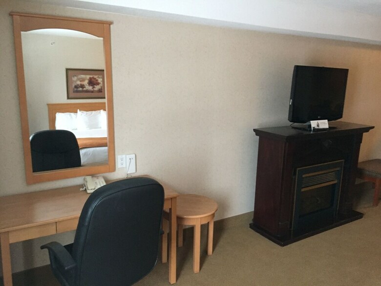 Hotel Super 8 By Wyndham Fort Nelson Bc