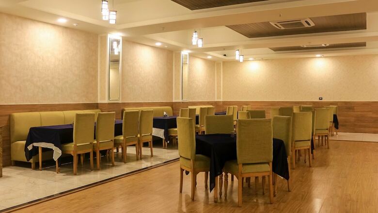 Dee Marks Hotel & Resorts