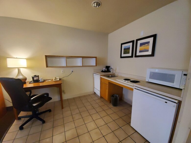 Hotel Country Inn & Suites By Radisson, Bend, Or