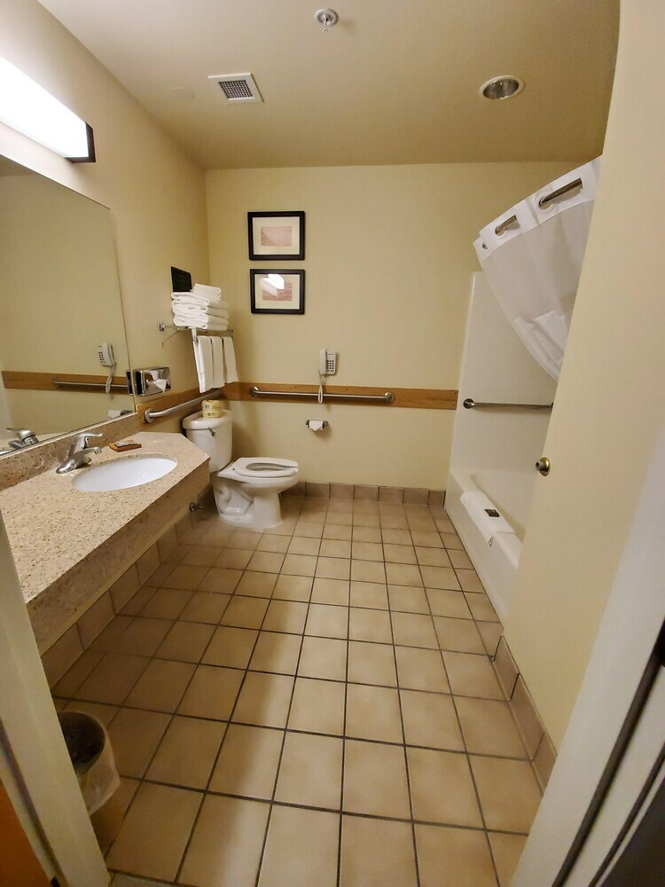 Hotel Country Inn & Suites By Radisson, Bend, Or