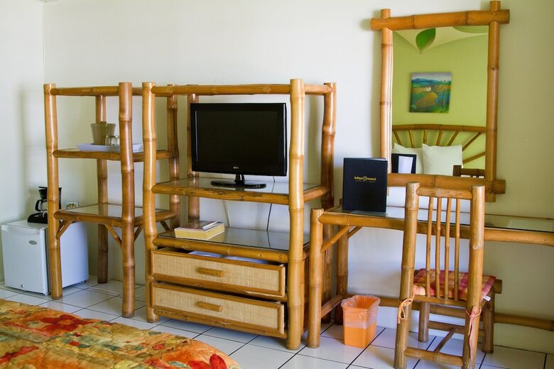 Hotel Toby's Resort