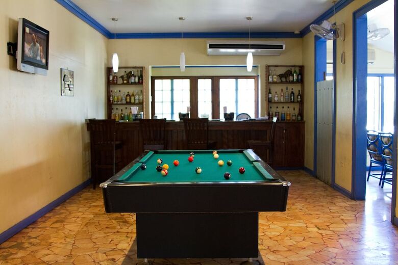 Hotel Toby's Resort