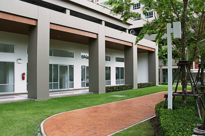 Apartamentos Lumpini Ville Naklua Good Luck