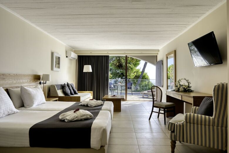Corfu Holiday Palace Hotel