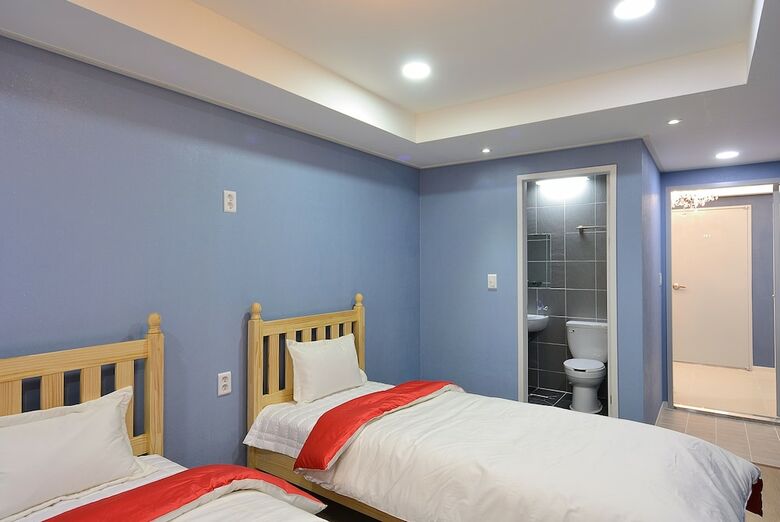Hotel Red Guest House