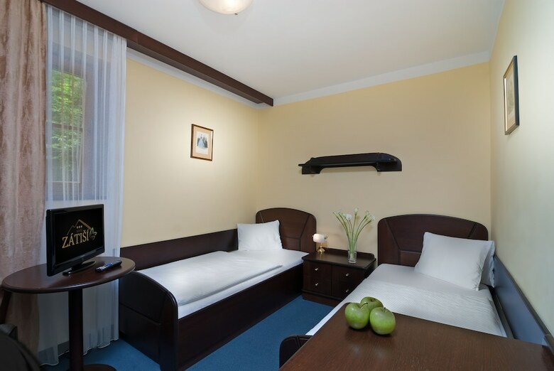 Hotel Z�ti?�