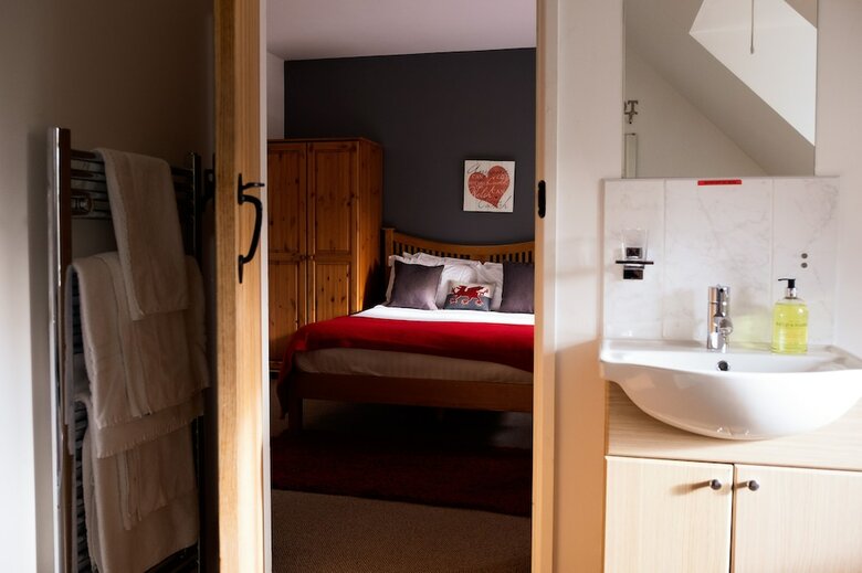 The Kings Arms Hotel