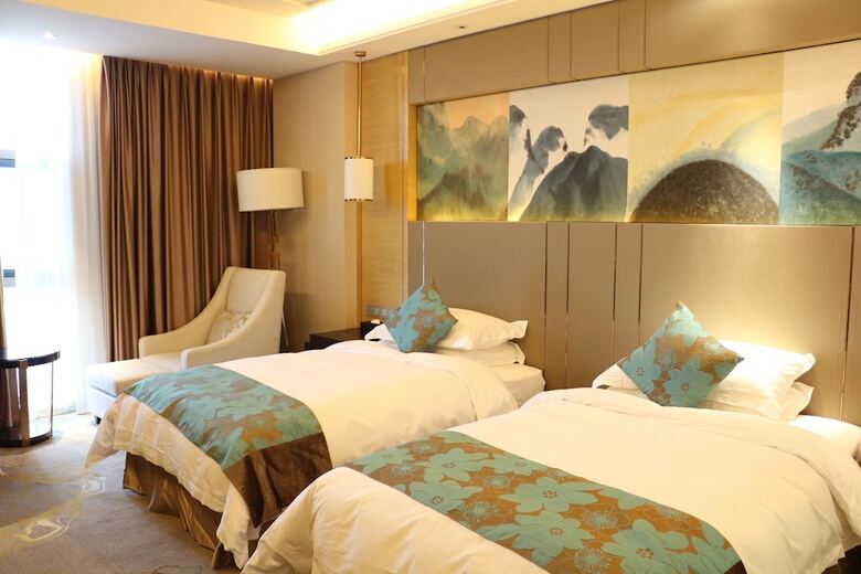 Hotel Ramada Yiyang Taojiang