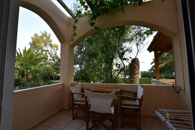 Apartamentos Flisvos Rooms